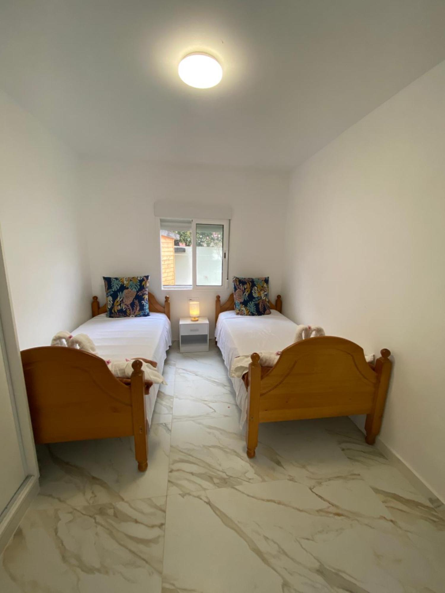 Requesens Playa Apartment Empuriabrava Exterior photo